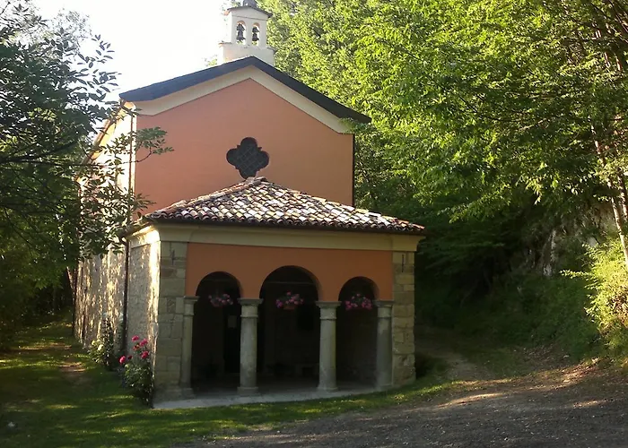 Agriturismo Belvedere Hotel *